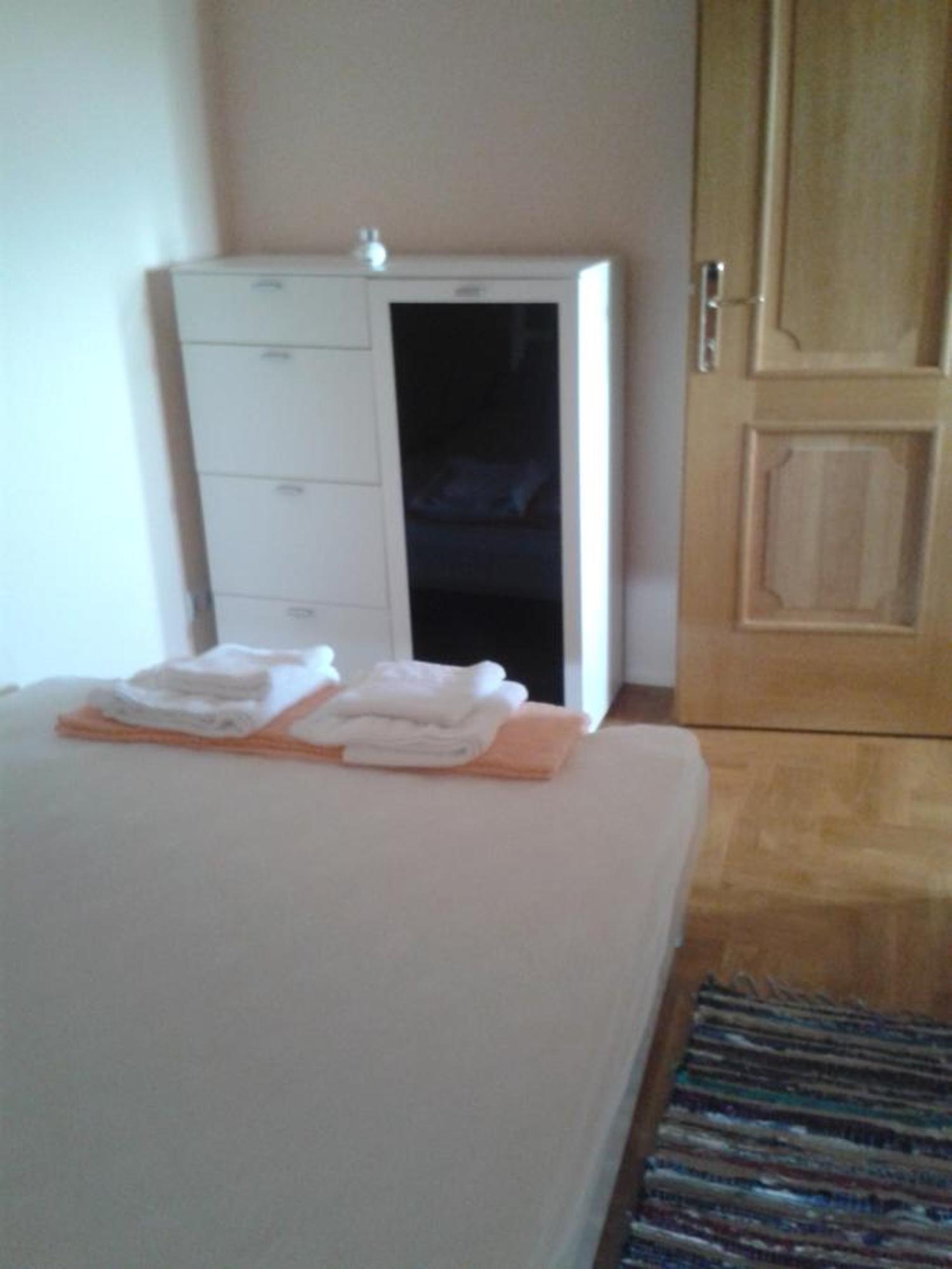 Apartmani Svalina - Seaview And 130M From Beach Trogir Exterior photo