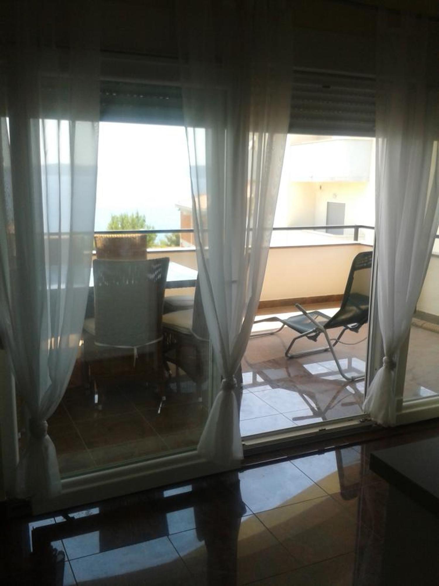 Apartmani Svalina - Seaview And 130M From Beach Trogir Exterior photo