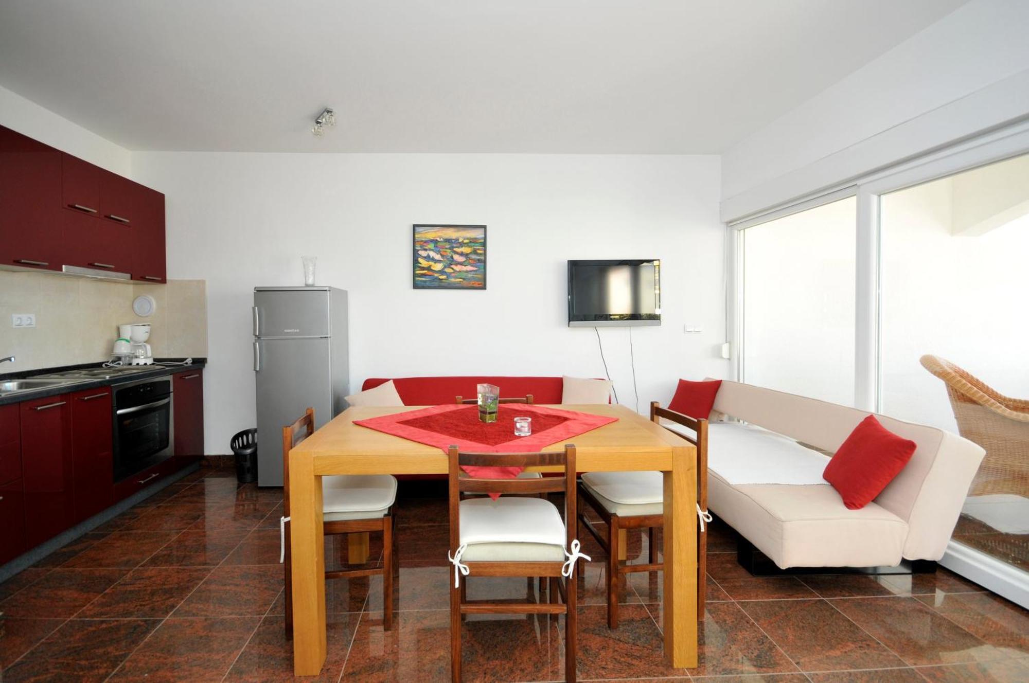 Apartmani Svalina - Seaview And 130M From Beach Trogir Exterior photo