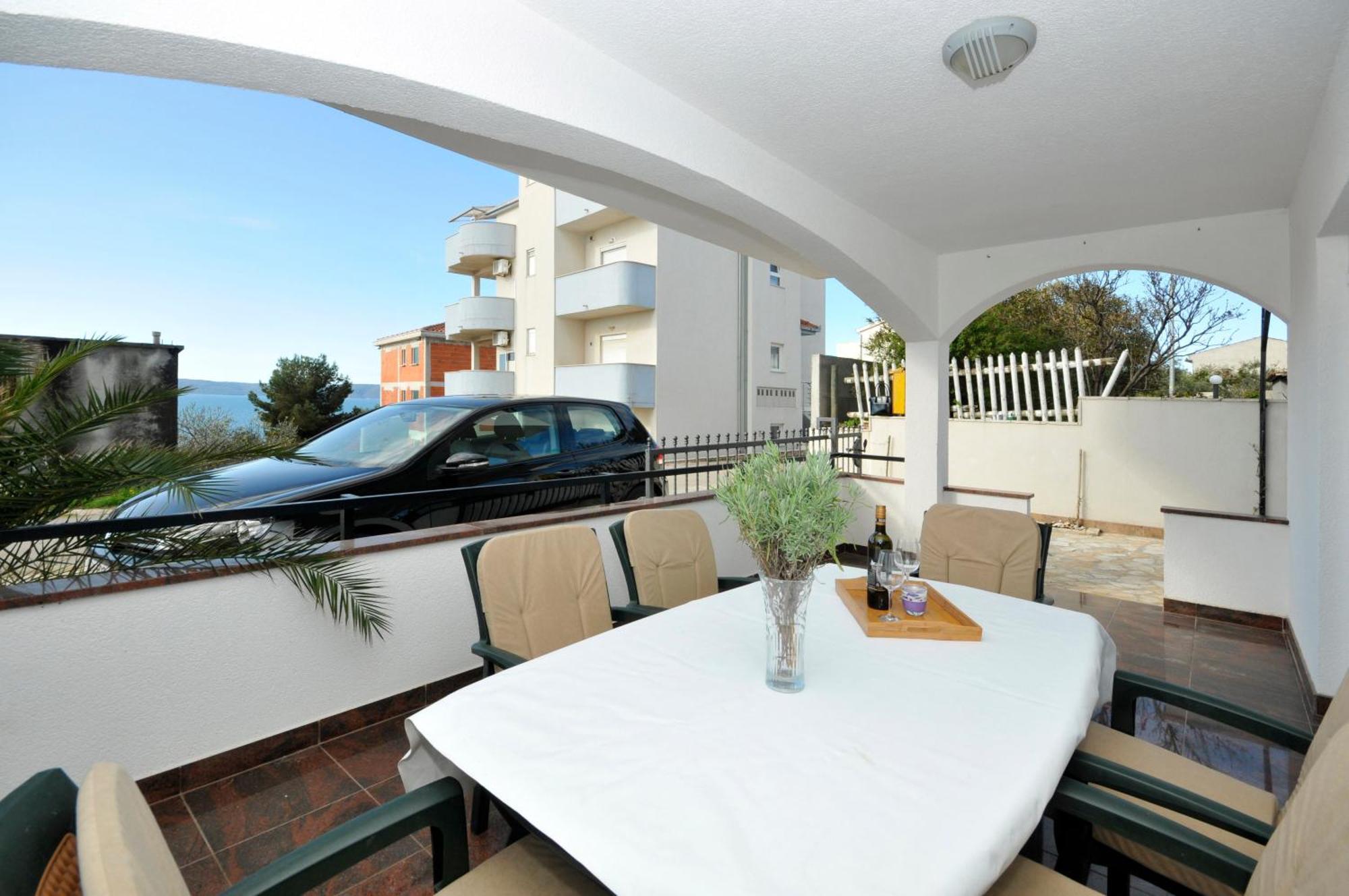 Apartmani Svalina - Seaview And 130M From Beach Trogir Exterior photo