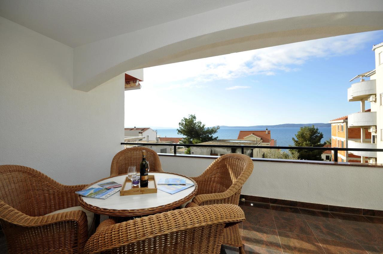 Apartmani Svalina - Seaview And 130M From Beach Trogir Exterior photo